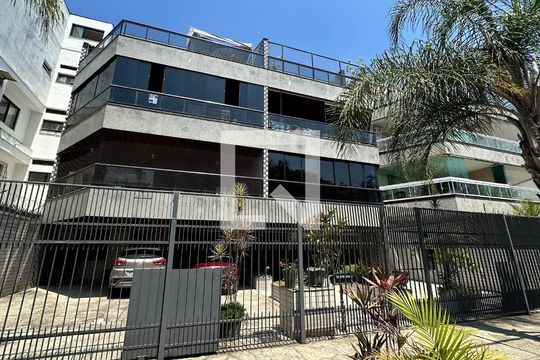 Fachada de apartamento para alugar com 2 quartos, 106m² em Recreio dos Bandeirantes, Rio de Janeiro