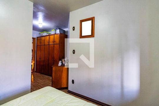 Suíte casa 1 de casa à venda com 4 quartos, 187m² em Sarandi, Porto Alegre