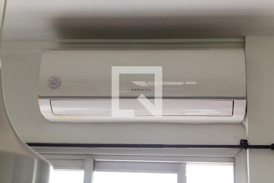 Sala - Ar Condicionado de apartamento para alugar com 1 quarto, 32m² em Vila da Saúde, São Paulo