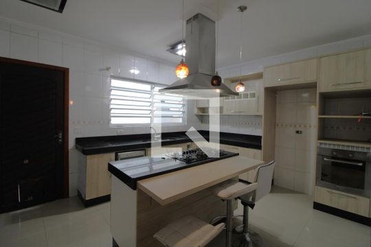 Cozinha de casa à venda com 3 quartos, 158m² em Interlagos, São Paulo