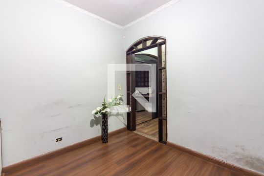 Quarto 1 de casa para alugar com 4 quartos, 240m² em Jardim Roberto, Osasco