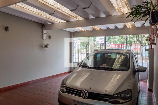 Garagem de casa à venda com 3 quartos, 155m² em Vila Alves Dias, São Bernardo do Campo