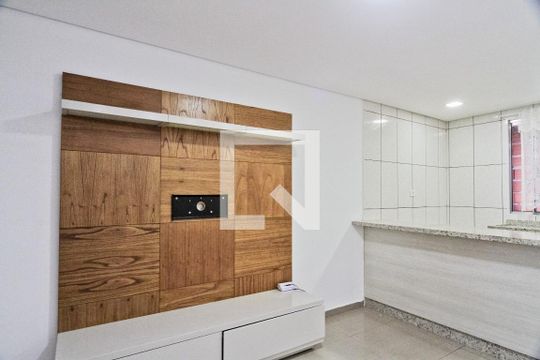 Sala de apartamento para alugar com 2 quartos, 50m² em Vila Pirituba, São Paulo