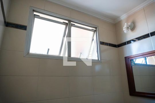 Banheiro da Suíte de apartamento à venda com 3 quartos, 98m² em Parque Industrial, Campinas