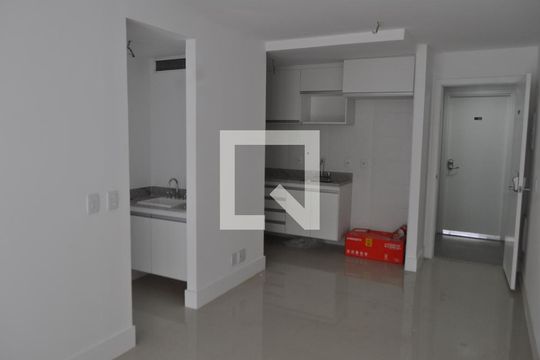Sala Integrada com a Cozinha de apartamento para alugar com 1 quarto, 40m² em Freguesia de Jacarepaguá, Rio de Janeiro