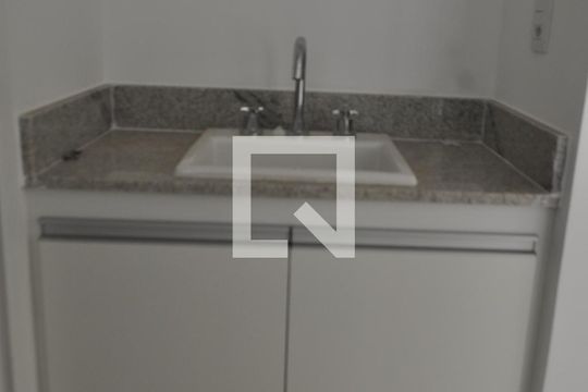Lavabo de apartamento para alugar com 1 quarto, 40m² em Freguesia de Jacarepaguá, Rio de Janeiro