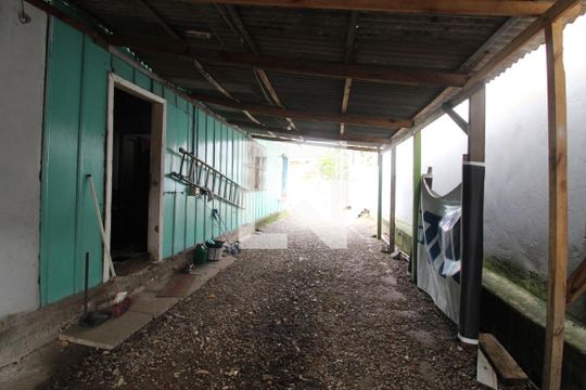 Garagem de casa para alugar com 4 quartos, 350m² em Mathias Velho, Canoas
