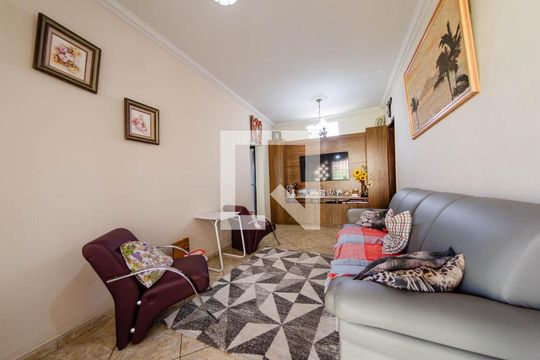 Sala de casa para alugar com 3 quartos, 120m² em Jardim Montanhês, Belo Horizonte