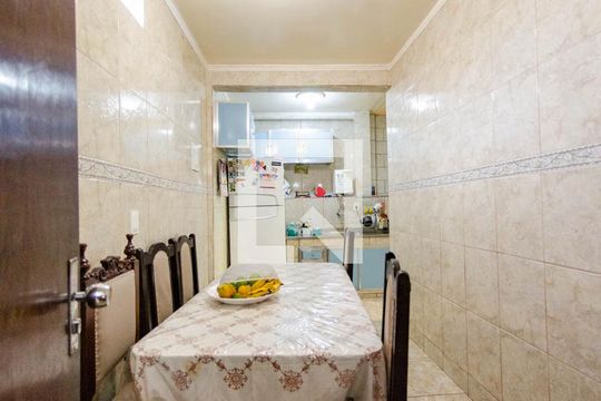 Cozinha de casa para alugar com 3 quartos, 120m² em Jardim Montanhês, Belo Horizonte