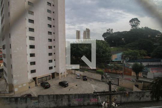 vista sala de apartamento para alugar com 2 quartos, 50m² em Parque Mandaqui, São Paulo