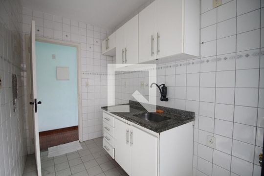 cozinha de apartamento para alugar com 2 quartos, 50m² em Parque Mandaqui, São Paulo
