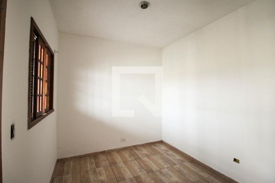 Quarto 2 de casa para alugar com 2 quartos, 90m² em Vila Alpina, São Paulo