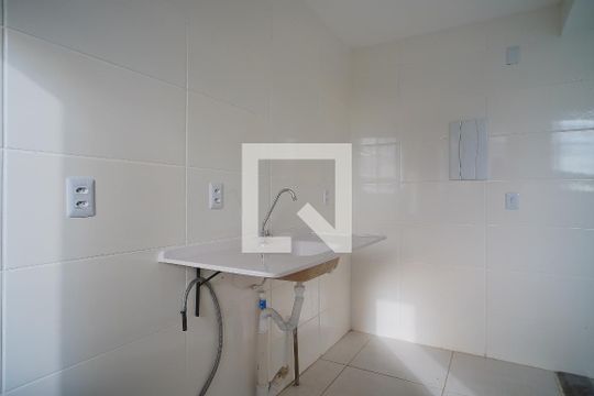 Cozinha de apartamento à venda com 2 quartos, 45m² em Protásio Alves, Porto Alegre