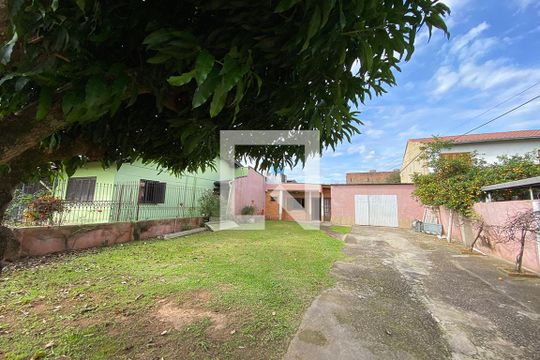Fachada de casa à venda com 3 quartos, 150m² em Scharlau, São Leopoldo