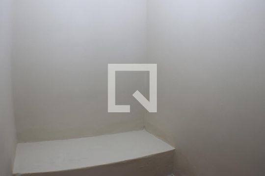 Quarto de Serviço de casa para alugar com 2 quartos, 240m² em Taquara, Rio de Janeiro