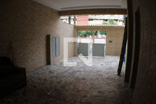 Garagem de casa para alugar com 2 quartos, 240m² em Taquara, Rio de Janeiro