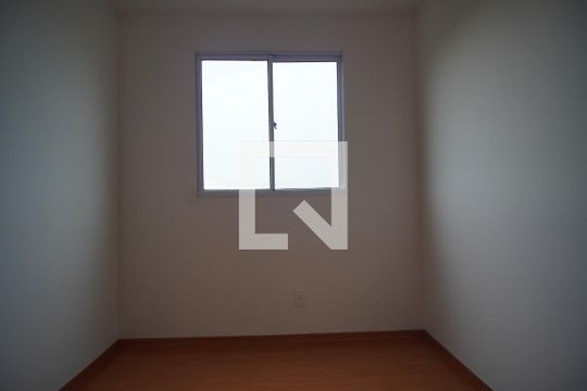 Quarto 2 de apartamento à venda com 2 quartos, 45m² em Rubem Berta, Porto Alegre
