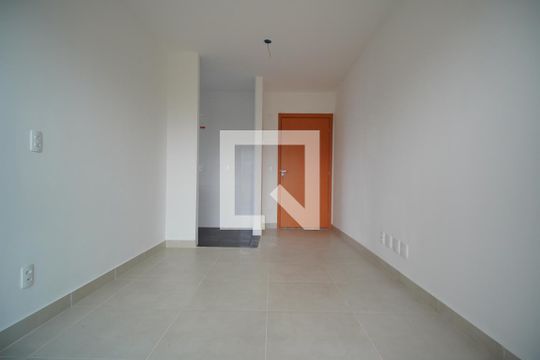 Sala  de apartamento à venda com 2 quartos, 45m² em Rubem Berta, Porto Alegre