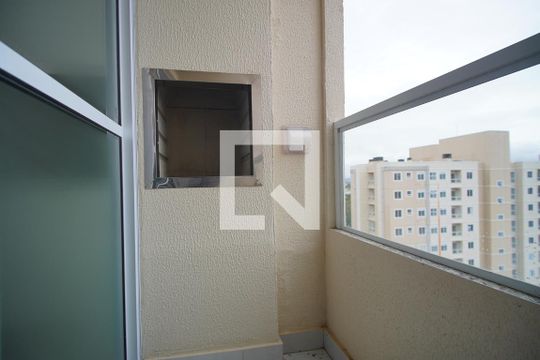 Varanda  de apartamento à venda com 2 quartos, 45m² em Rubem Berta, Porto Alegre