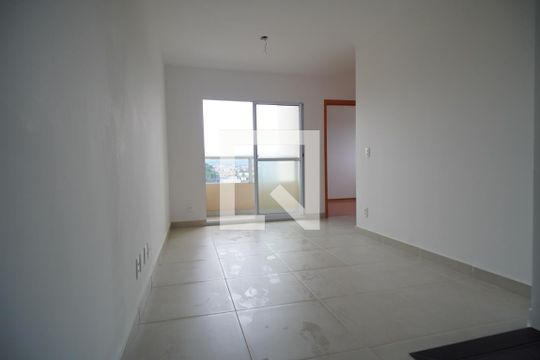 Apartamento à venda com 2 quartos, 45m² em Rubem Berta, Porto Alegre