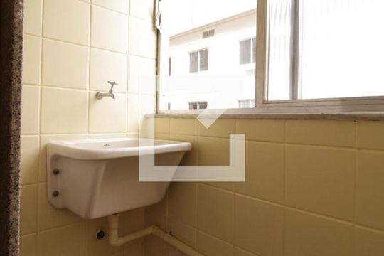 Área de Serviço de apartamento para alugar com 2 quartos, 87m² em Cascadura, Rio de Janeiro