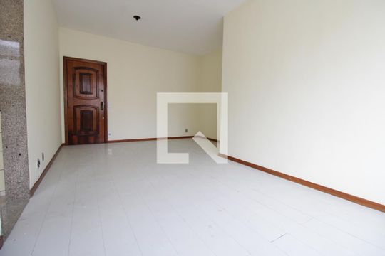 Sala de apartamento para alugar com 2 quartos, 87m² em Cascadura, Rio de Janeiro