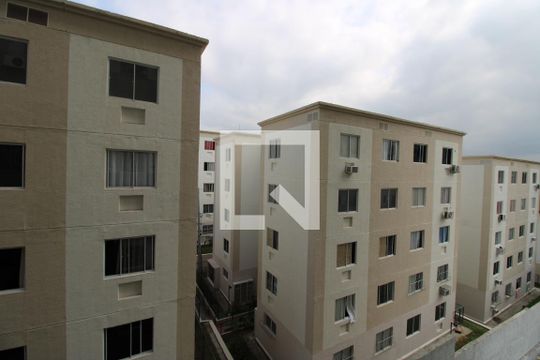 Vista do Quarto 1 de apartamento para alugar com 2 quartos, 87m² em Cascadura, Rio de Janeiro