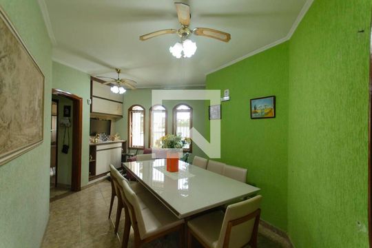 Sala de Jantar de casa para alugar com 5 quartos, 590m² em Jardim Triana, São Paulo
