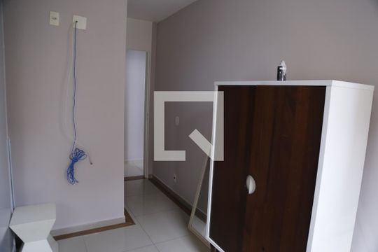 Quarto 2 de apartamento para alugar com 2 quartos, 50m² em Jardim Íris, São Paulo