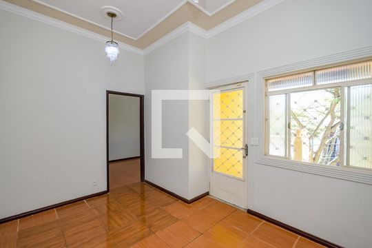 Sala de casa à venda com 3 quartos, 200m² em Dom Bosco, Belo Horizonte