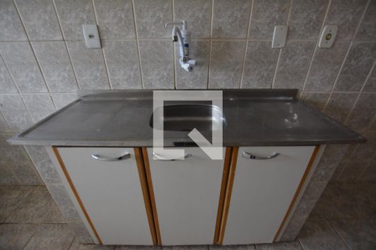 Cozinha de apartamento à venda com 2 quartos, 68m² em Vaz Lobo, Rio de Janeiro