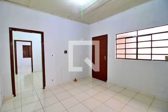 Casa à venda com 3 quartos, 70m² em Vila Lutécia, Santo André