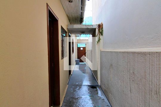Corredor de casa à venda com 3 quartos, 70m² em Vila Lutécia, Santo André