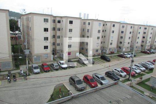 Vista da Sala de apartamento para alugar com 2 quartos, 42m² em Guaratiba, Rio de Janeiro
