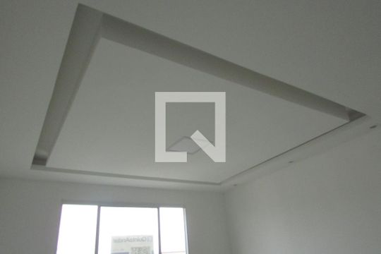 Detalhe da Sala de apartamento para alugar com 2 quartos, 42m² em Guaratiba, Rio de Janeiro