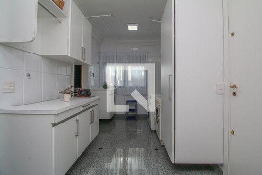 Área de Serviço de apartamento à venda com 3 quartos, 234m² em Jardim Anália Franco, São Paulo
