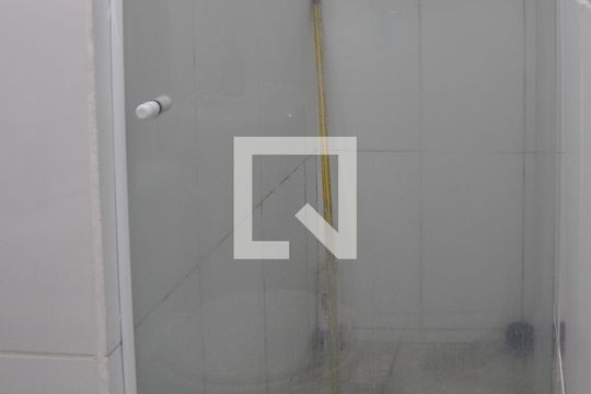 Banheiro de apartamento à venda com 3 quartos, 75m² em Fátima, Niterói