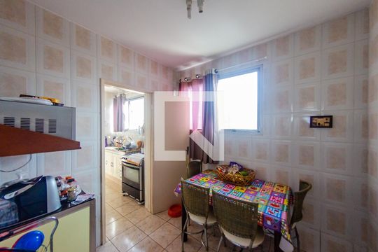 Copa e Cozinha de apartamento à venda com 4 quartos, 140m² em Centro, Campinas