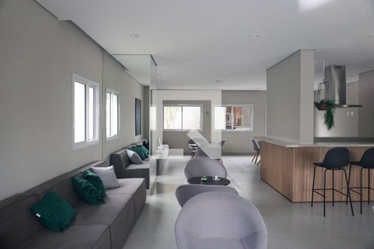 Apartamento à venda com 2 quartos, 34m² em Vila Pierina, São Paulo