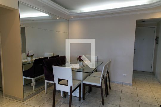 Sala de apartamento para alugar com 3 quartos, 73m² em Vila Mazzei, São Paulo