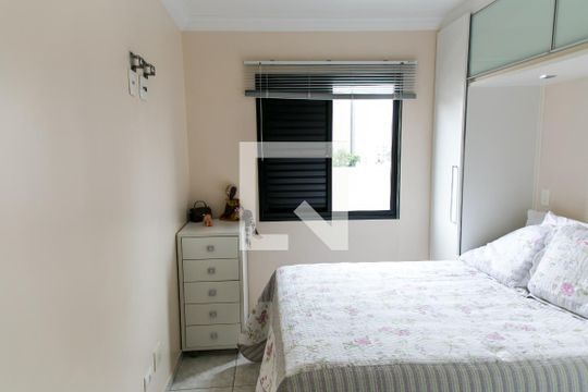 Suíte   de apartamento para alugar com 3 quartos, 73m² em Vila Mazzei, São Paulo