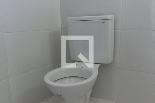 Banheiro da Suíte de apartamento para alugar com 2 quartos, 70m² em Vila Nova Mazzei, São Paulo