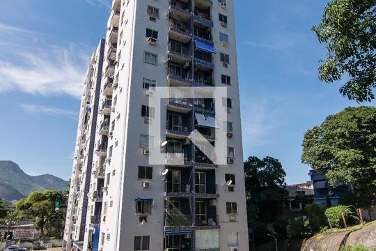 Fachada  de apartamento à venda com 2 quartos, 52m² em Freguesia (jacarepaguá), Rio de Janeiro