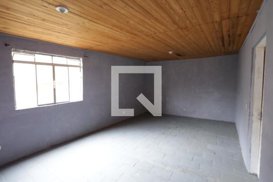 Quarto 2 de casa para alugar com 2 quartos, 140m² em Vila Laís, São Paulo