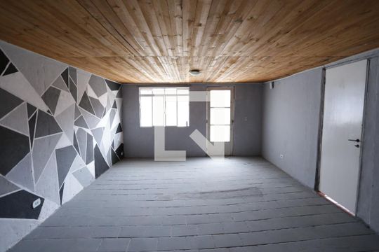 Sala de casa para alugar com 2 quartos, 140m² em Vila Laís, São Paulo