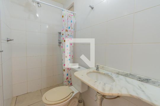 Banheiro de apartamento à venda com 2 quartos, 48m² em Cidade Satélite Íris, Campinas