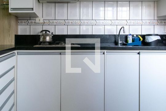 Cozinha de apartamento à venda com 3 quartos, 150m² em Santo Antônio, Porto Alegre