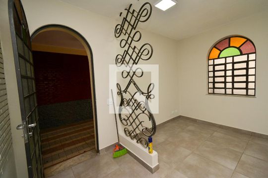 Sala de casa à venda com 3 quartos, 185m² em Vila Augusta, Guarulhos