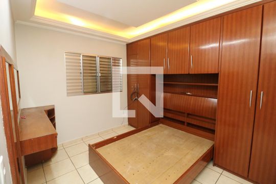 Suite de casa para alugar com 1 quarto, 60m² em Jardim Paraguaçu, São Paulo