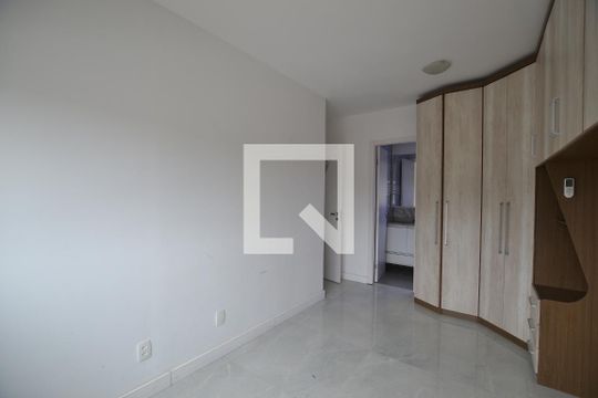Suíte de apartamento à venda com 2 quartos, 60m² em Glória, Porto Alegre